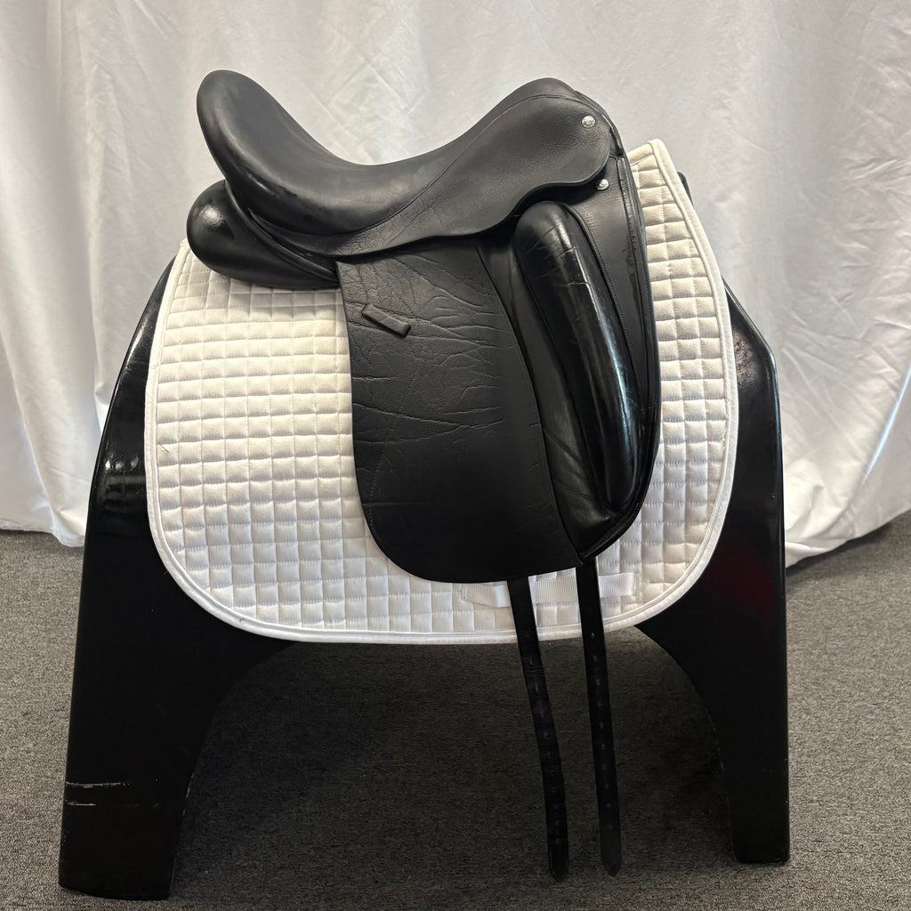 Used Custom Wolfgang Solo 17" Dressage Saddle