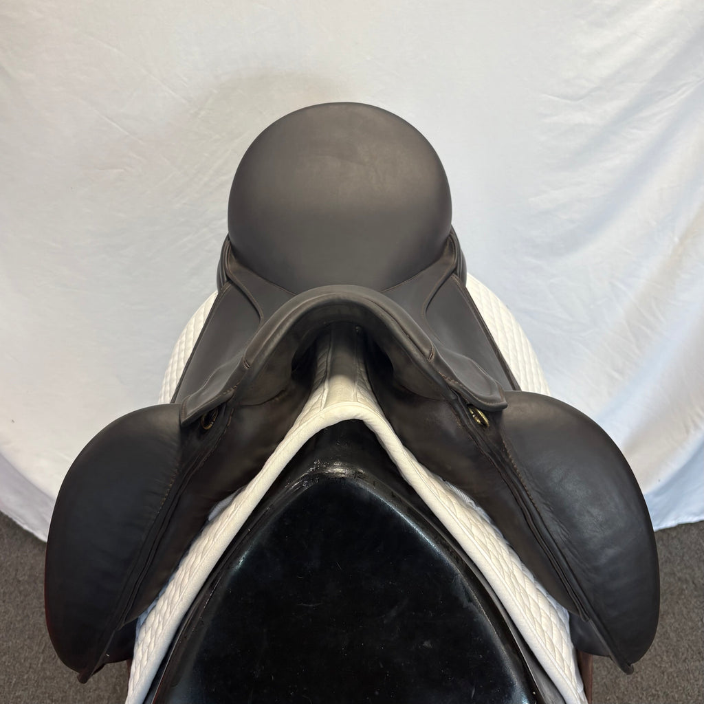 Used Fichtbauer 18" Monoflap Dressage Saddle