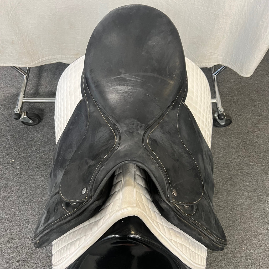 Used Dominique Barbier Deluxe Bison 17.5" Dressage Saddle