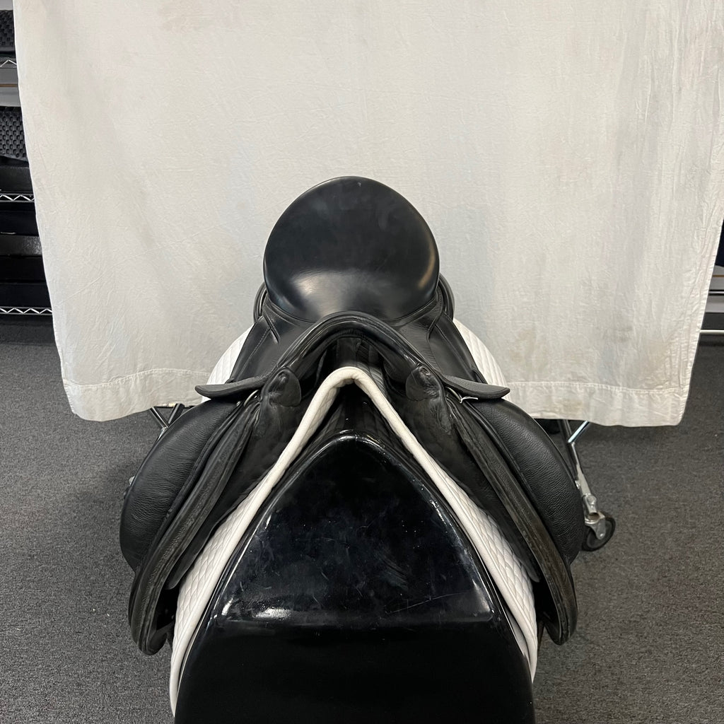Used Schleese Connexion 17.5" Dressage Saddle