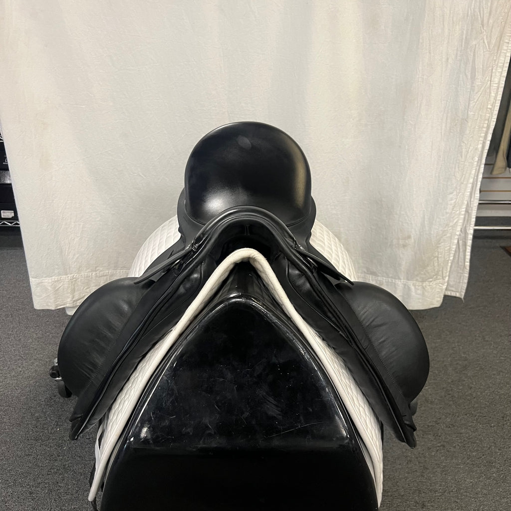 HOLD: Used County Epiphany 17" Dressage Saddle