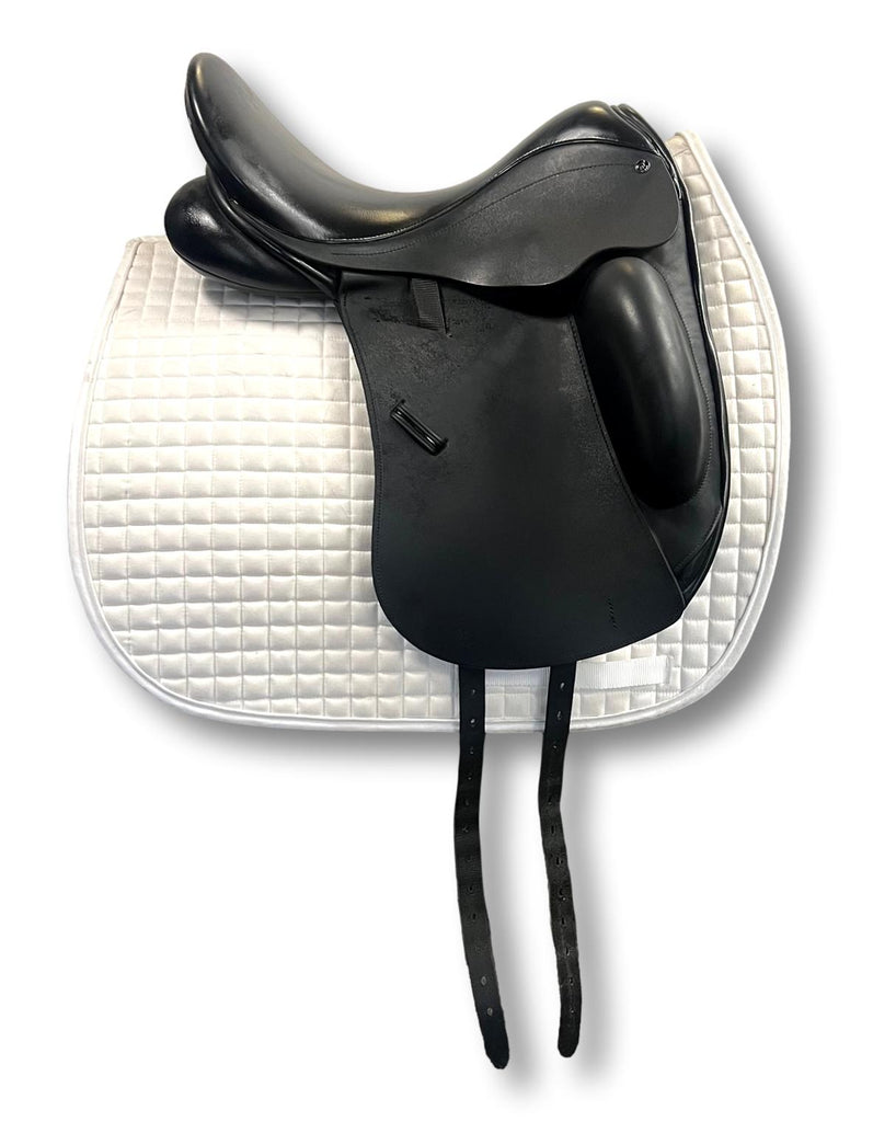 HOLD: Used County Epiphany 17" Dressage Saddle