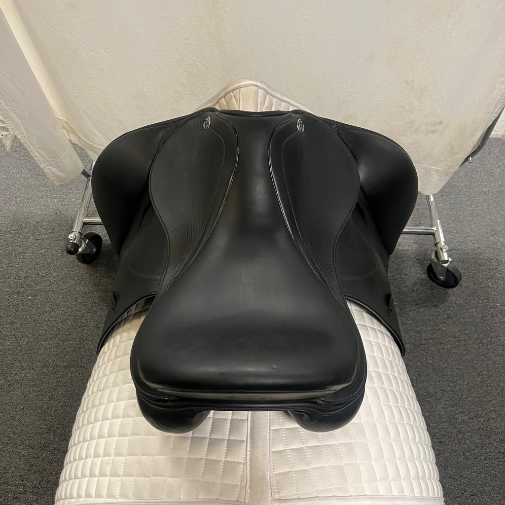 Used Prestige X-D1 Zero 17" Dressage Saddle