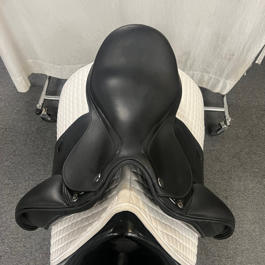 Used Prestige X-D1 17" Dressage Saddle