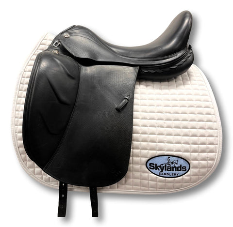 Used Voltaire Adelaide 18" Monoflap Dressage Saddle