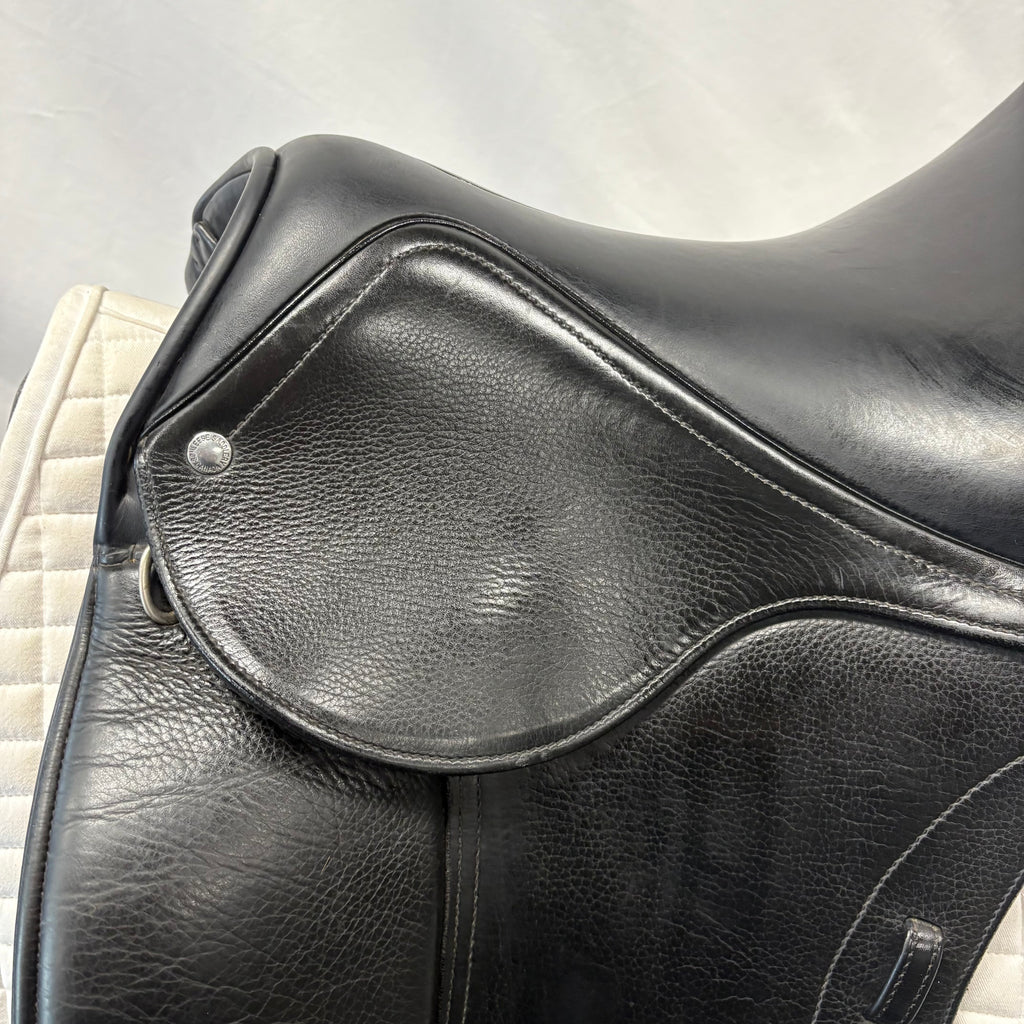 Used Schleese ProLight 16.5" Dressage Saddle