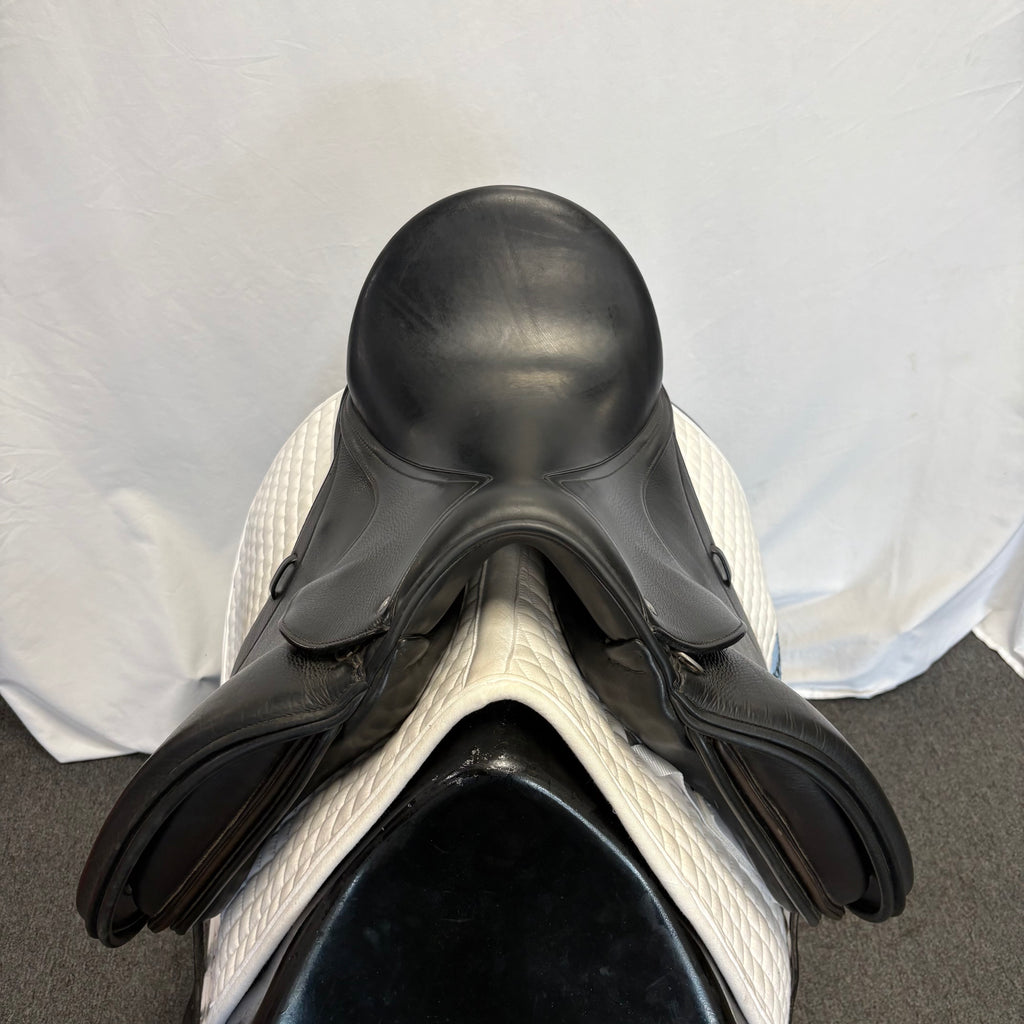 Used Schleese ProLight 16.5" Dressage Saddle