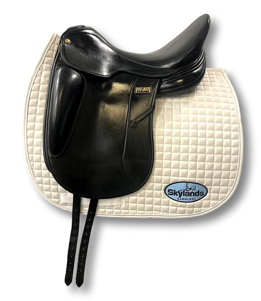 Used Sommer Savoie Flextra 17.5" Dressage Saddle