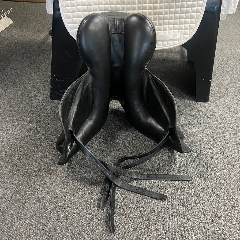 Used Custom Icon Flight 17.5" Monoflap Dressage Saddle