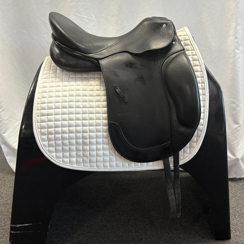 Used Passier Corona II 17" Dressage Saddle
