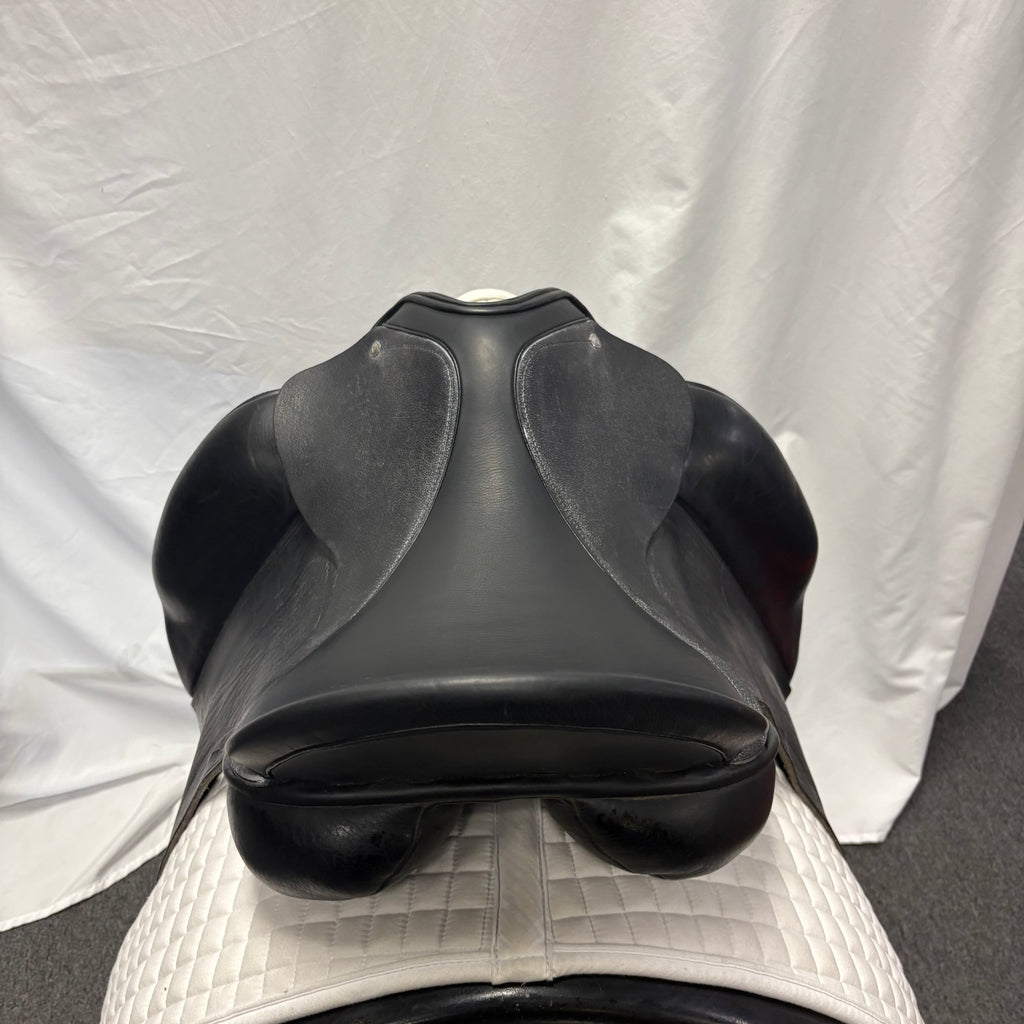 Used Custom Saddlery Everest 18" Dressage Saddle