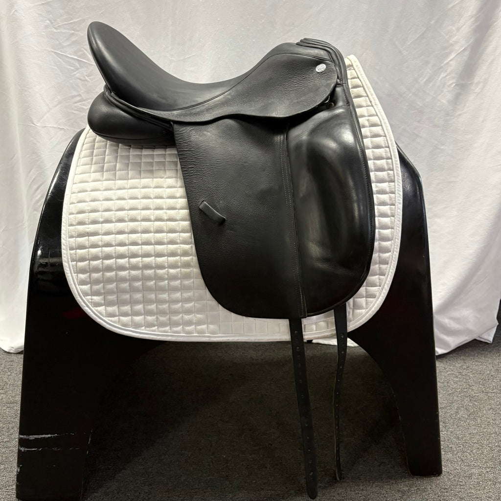 Used Trilogy Verago Elite 18.5" Dressage Saddle