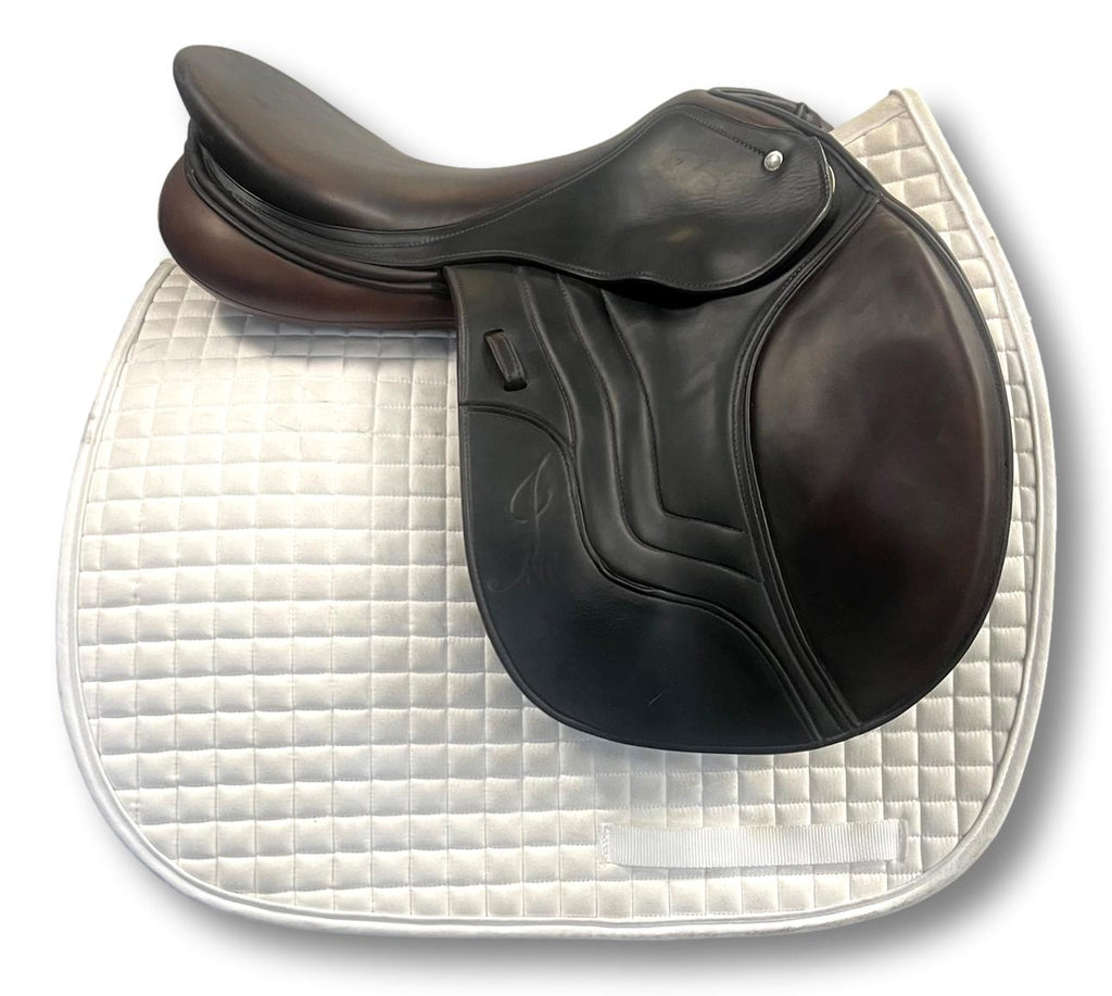 HOLD: Used Schleese Jete 17" Jump Saddle