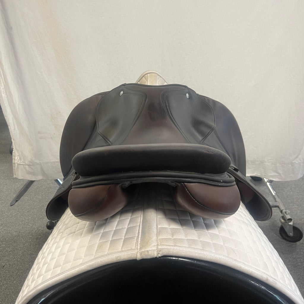 HOLD: Used Schleese Jete 17" Jump Saddle