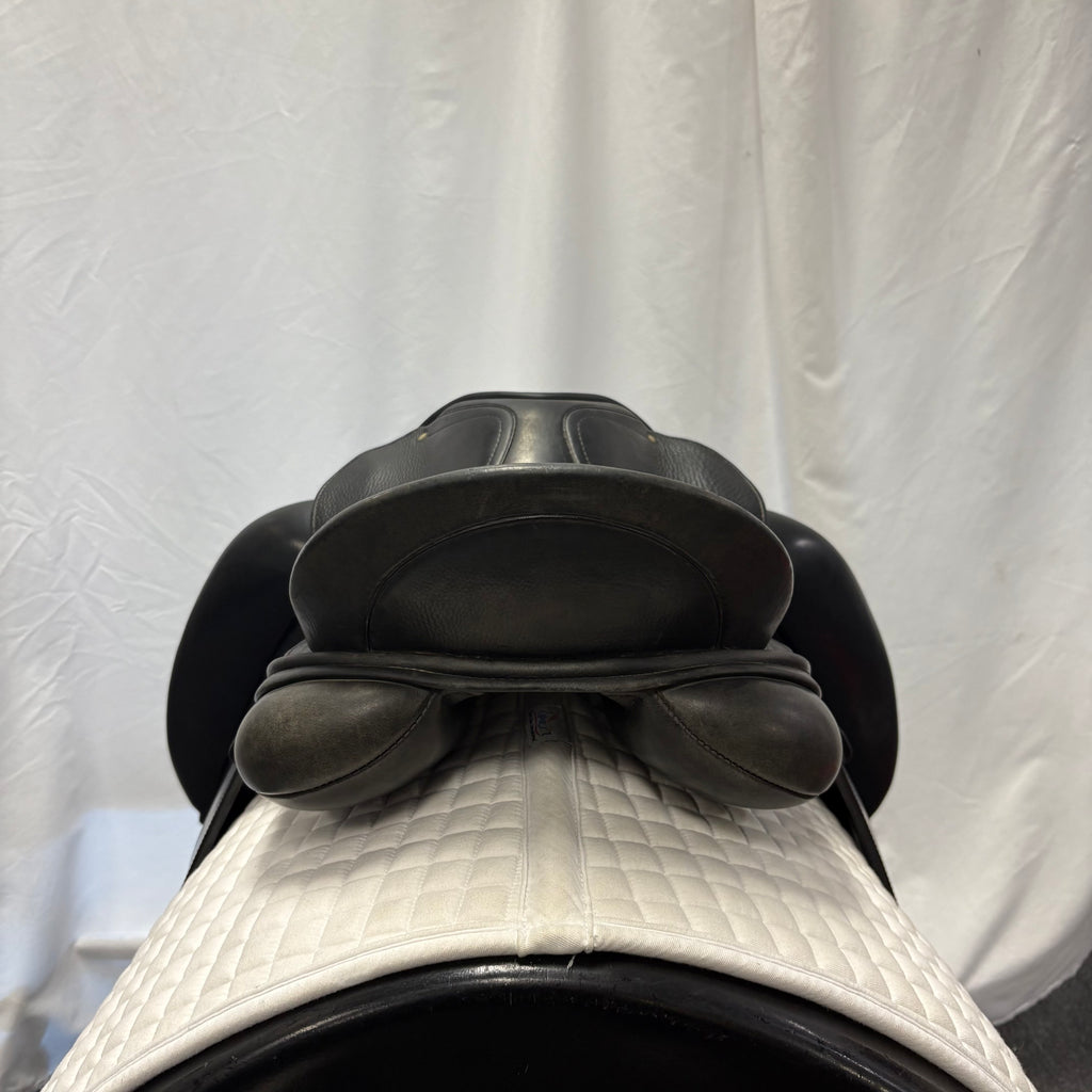 HOLD:  Used Schleese Link II 17" Dressage Saddle