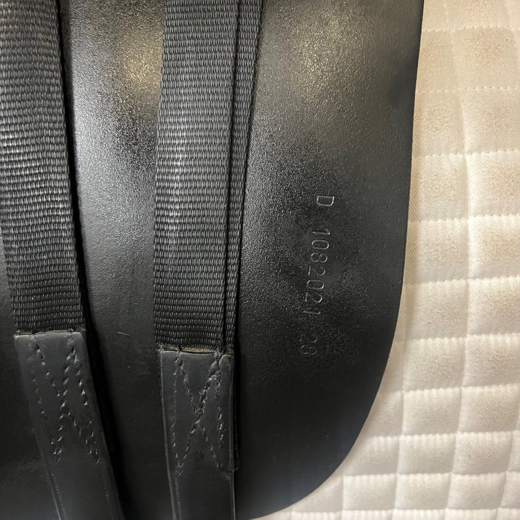 HOLD: Used Stubben 1894 18"/28cm Dressage Saddle