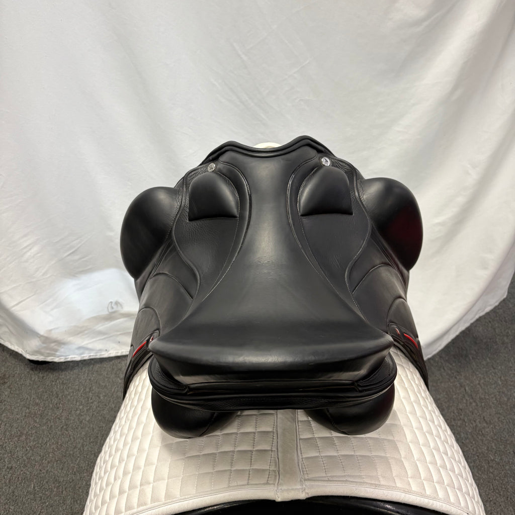 Used Albion Platinum Revelation 17.5" Dressage Saddle