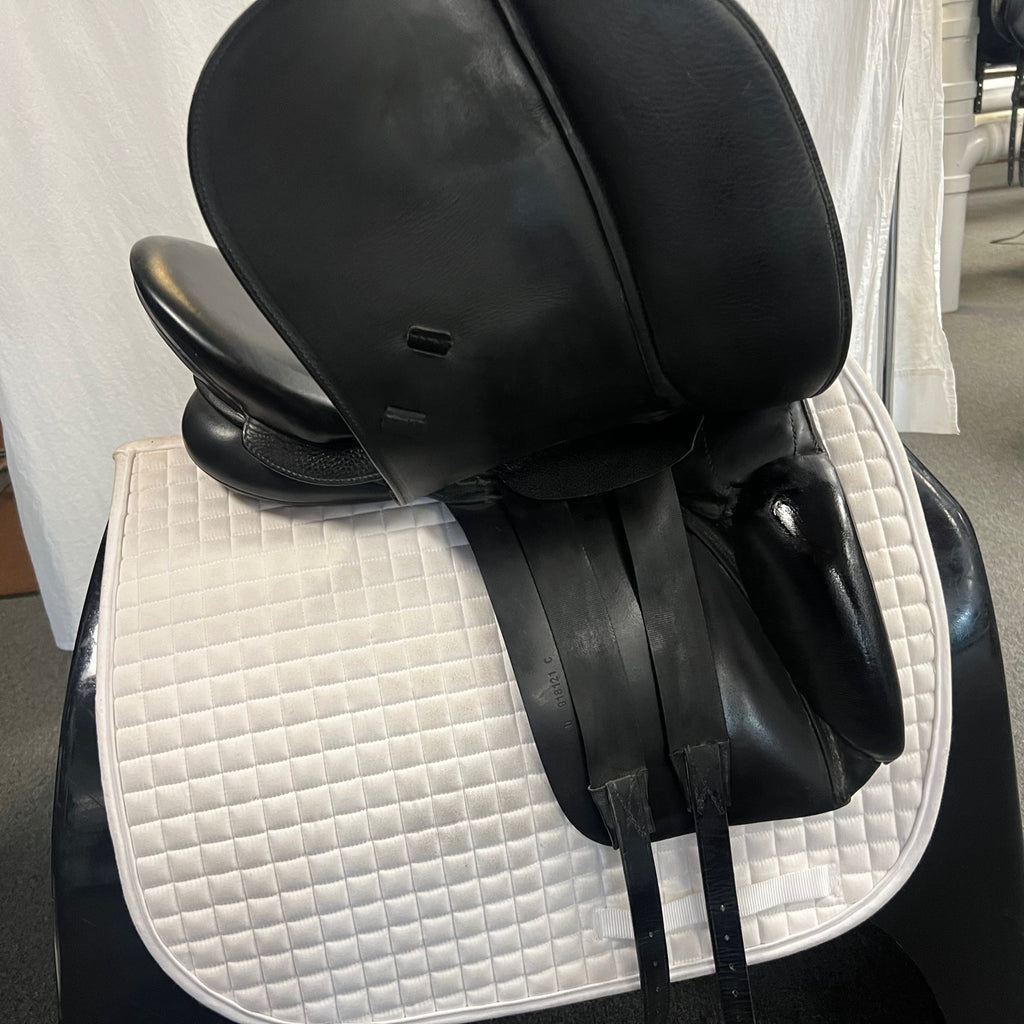Used Stubben 1894 18"/30cm Dressage Saddle