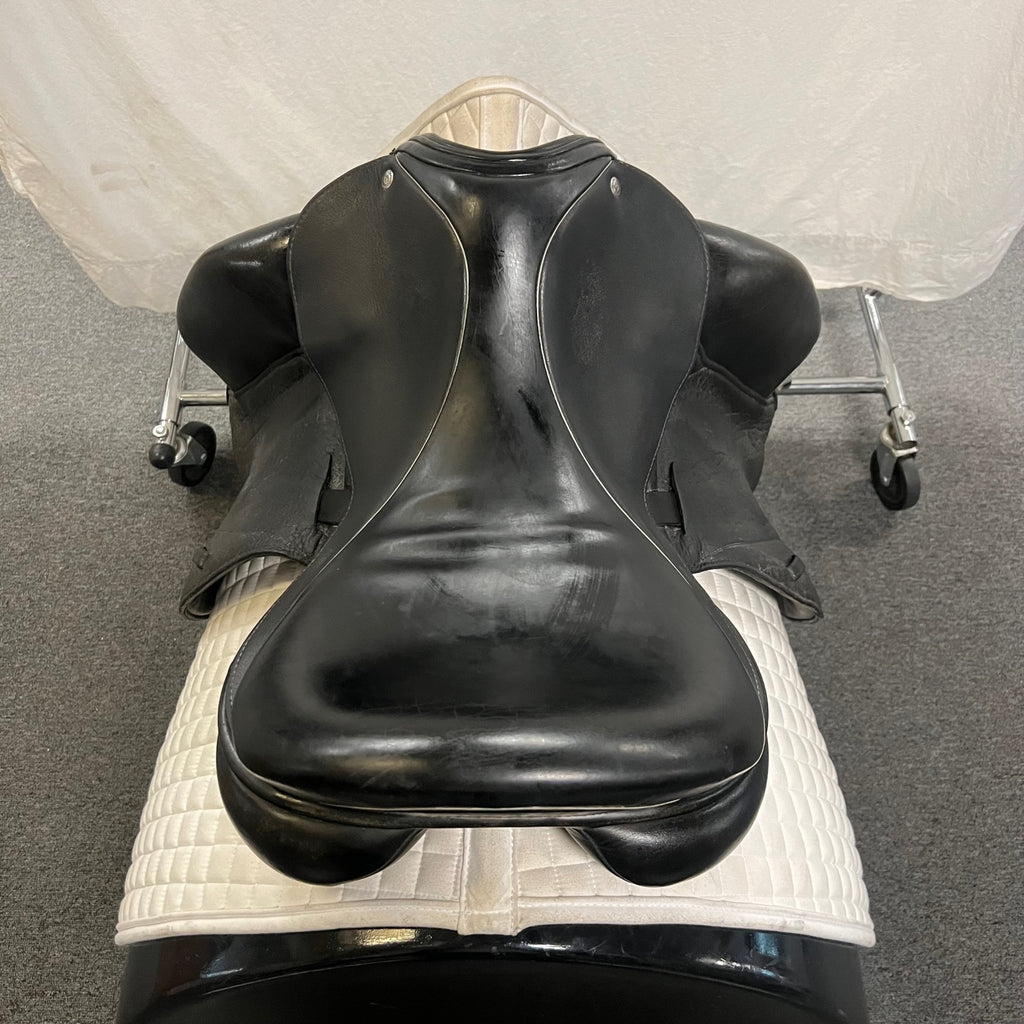 Used Custom Icon Flight 18" Monoflap Dressage Saddle