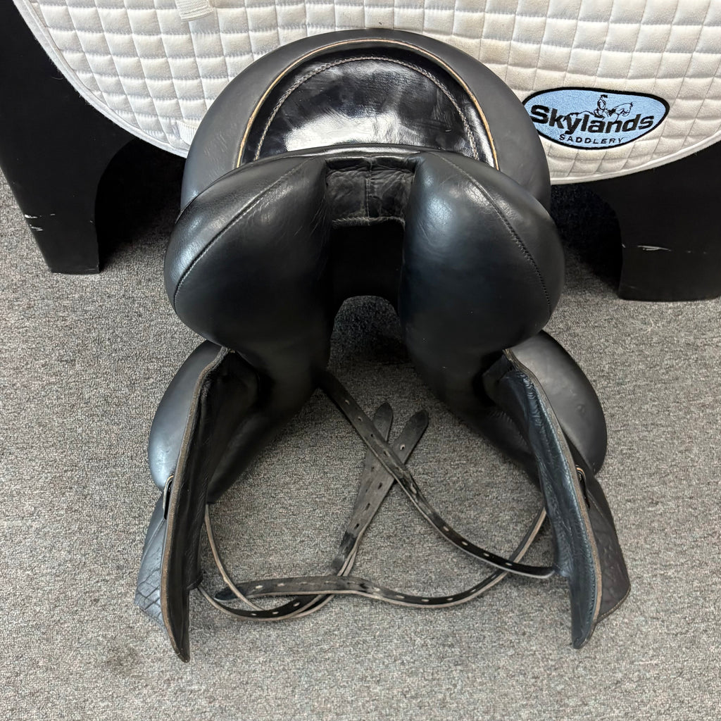 Used Custom Icon Flight 17" Monoflap Dressage Saddle