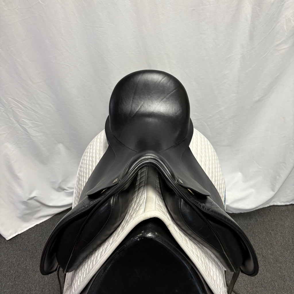 Used Frank Baines Elegance 18" Dressage Saddle