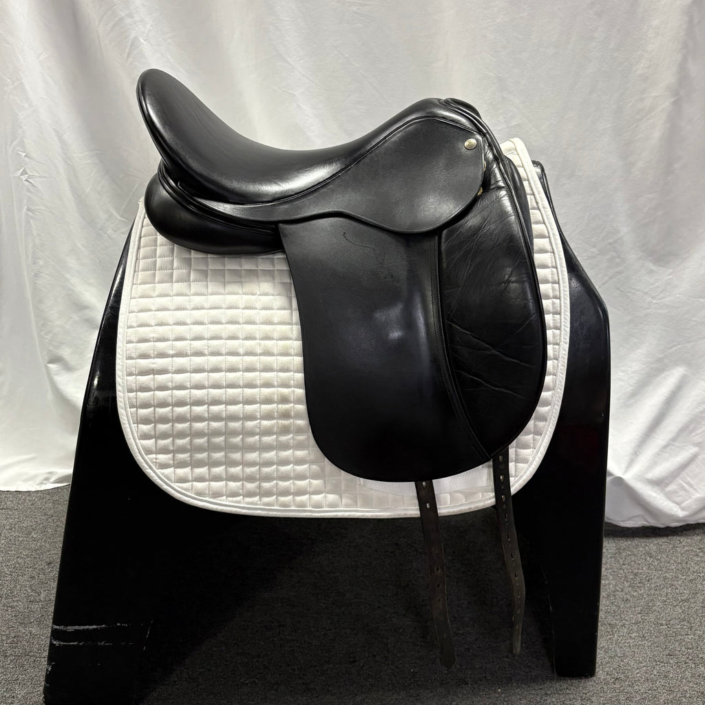 Used Frank Baines Elegance 18" Dressage Saddle