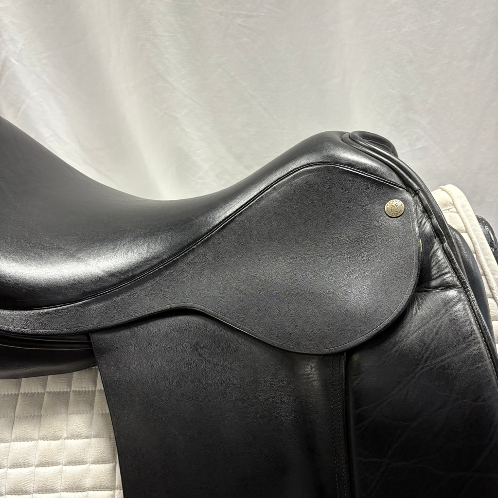 Used Frank Baines Elegance 18" Dressage Saddle
