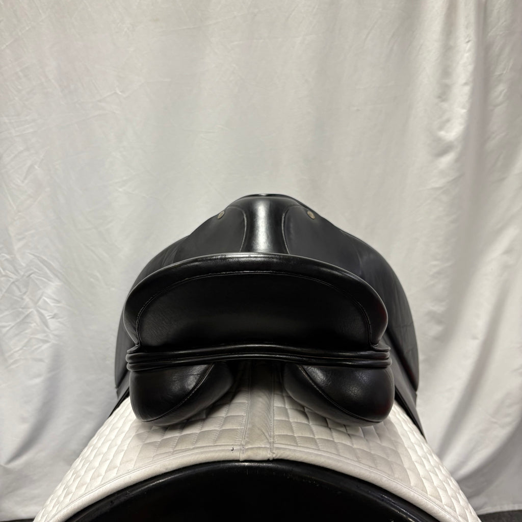 Used Frank Baines Elegance 18" Dressage Saddle