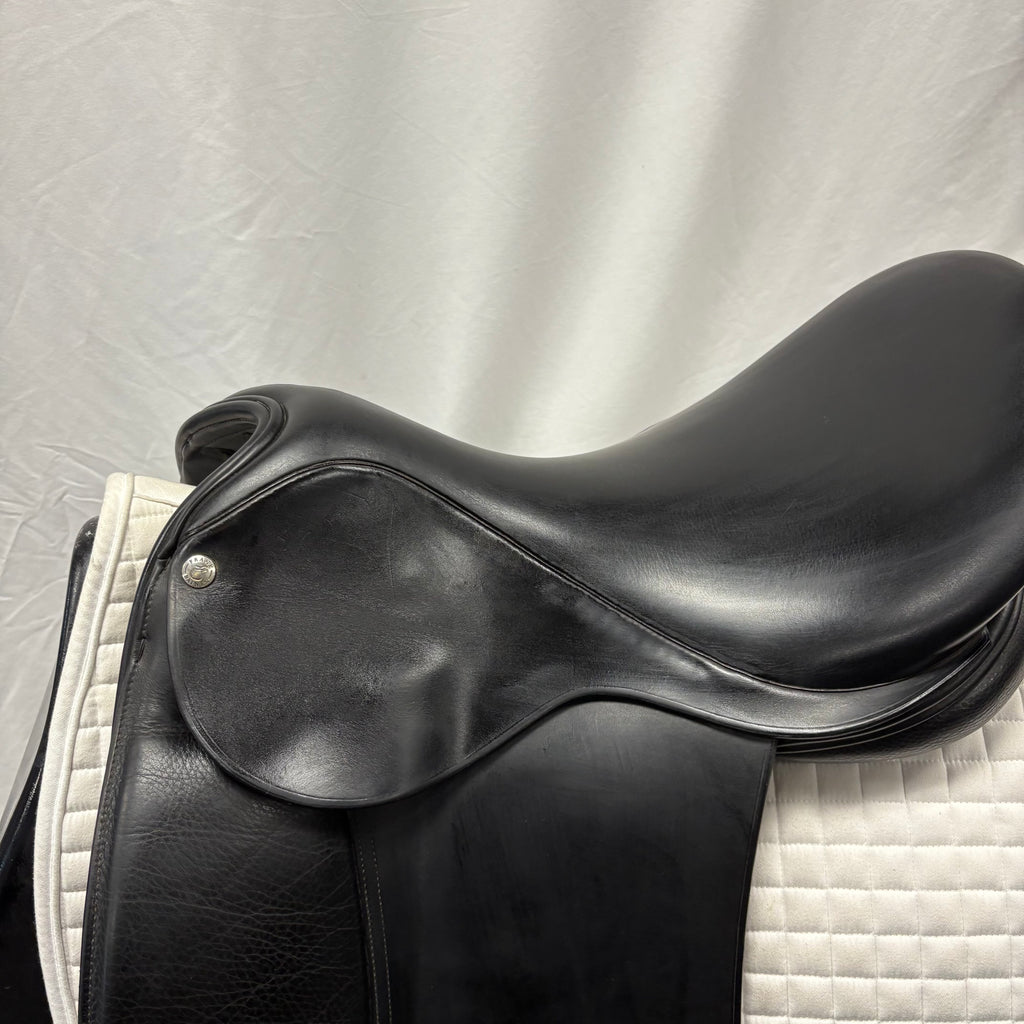 Used Frank Baines Elegance 17.5" Dressage Saddle