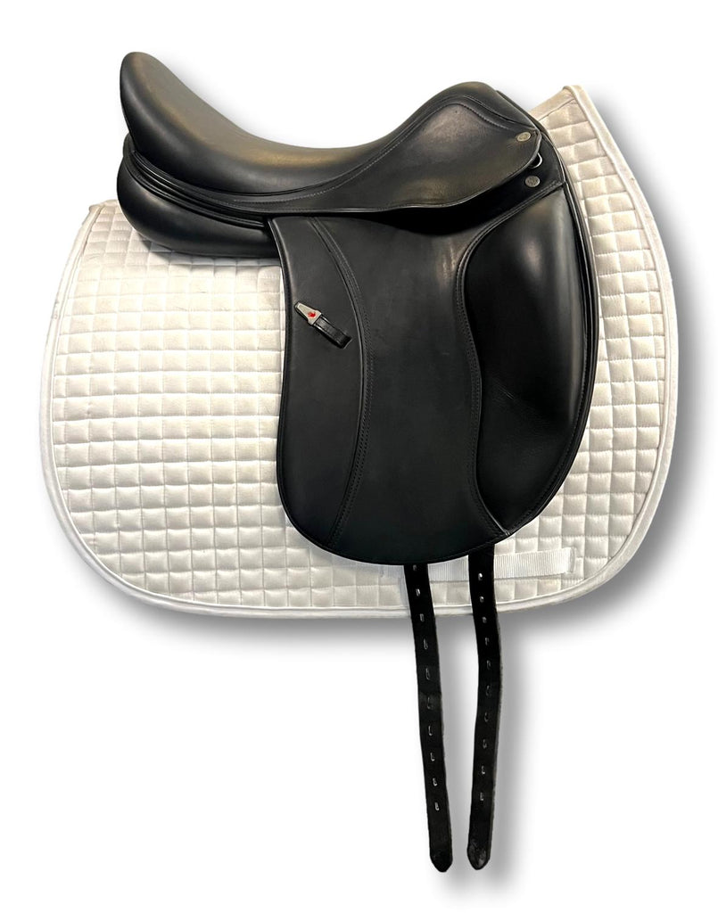 Used Equipe Elegance 17.5" Monoflap Dressage Saddle