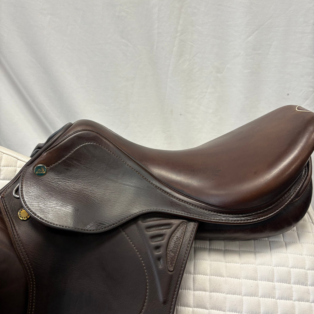 Used Prestige Versailles 17" Jump Saddle