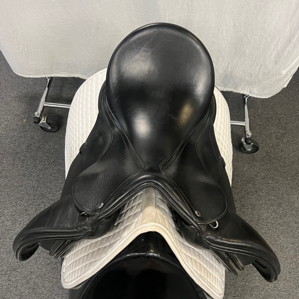 Used Schleese Infinity II 17.5" Dressage Saddle