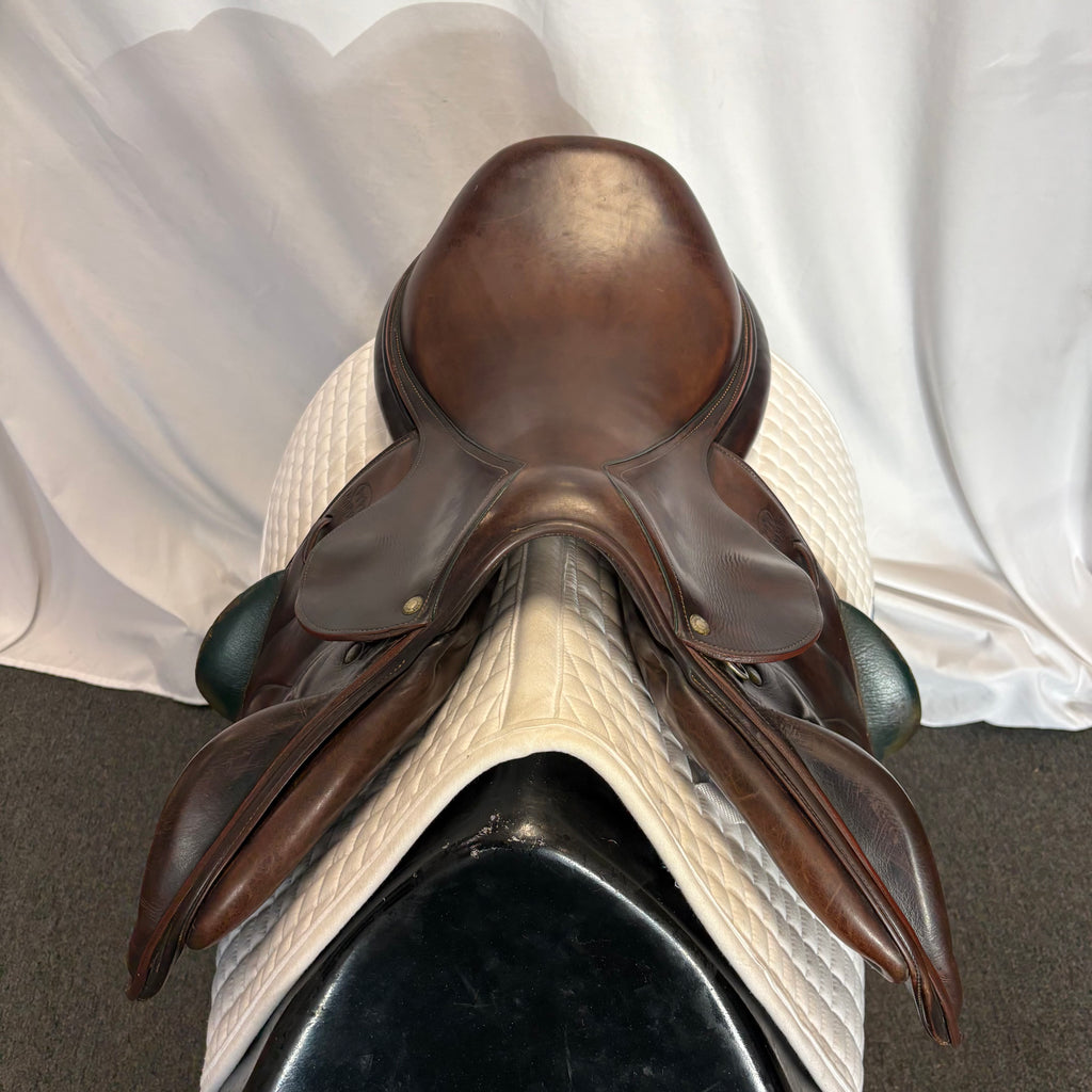 Used Devoucoux Chiberta 18" Jump Saddle