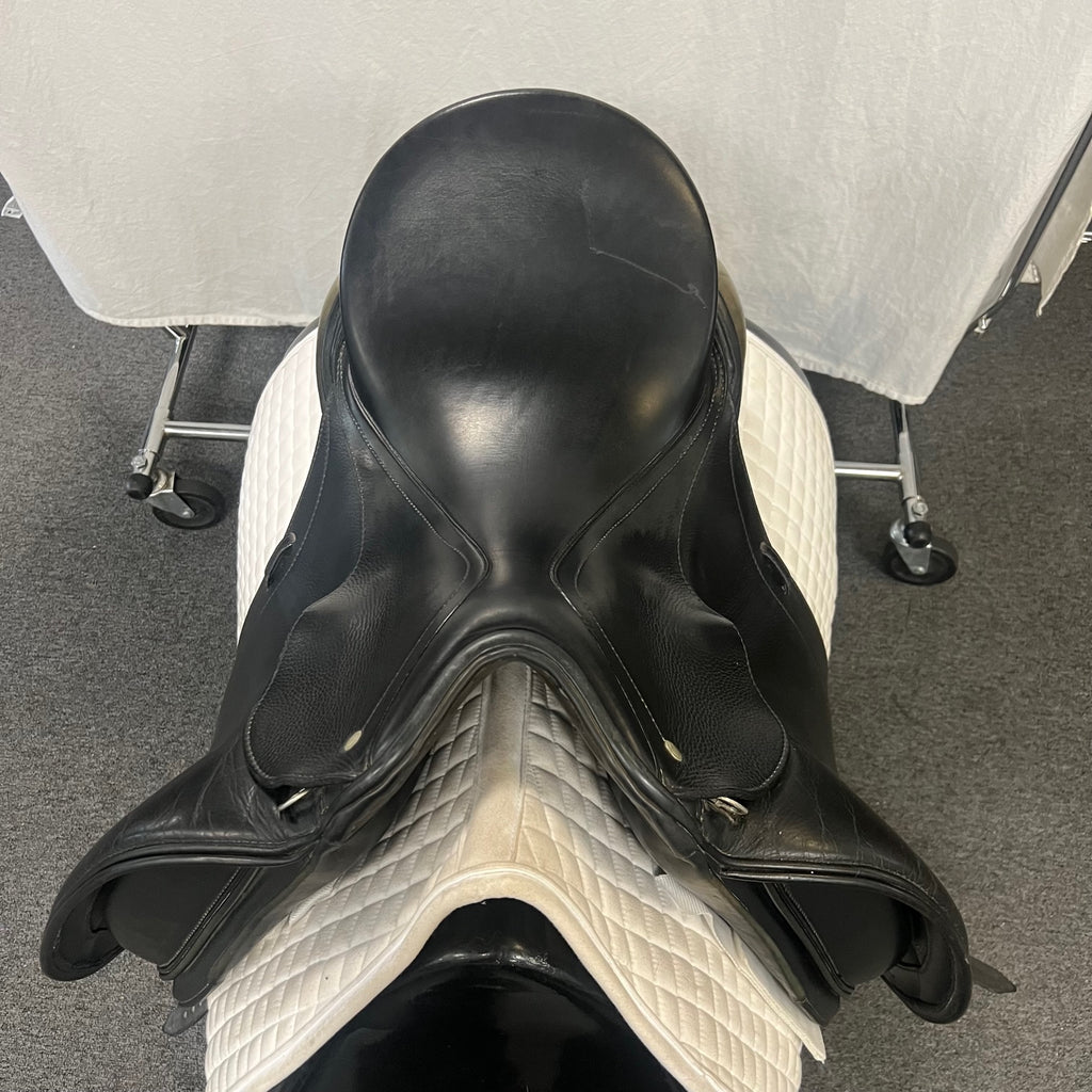 Used Schleese Derby 17.5" Dressage Saddle