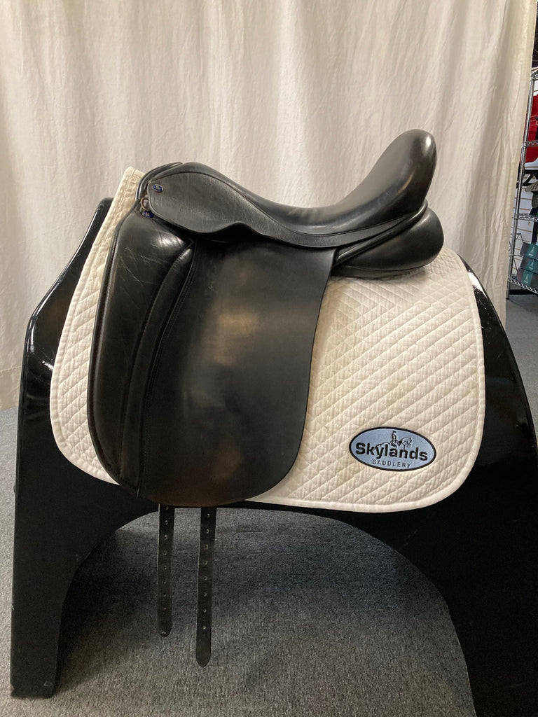 Used Hulsebos AM4 17" Dressage Saddle