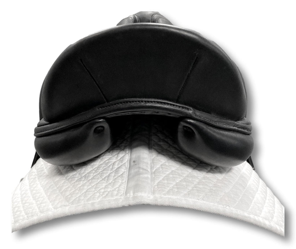 Used L'Apogee 18" DL Dressage Saddle