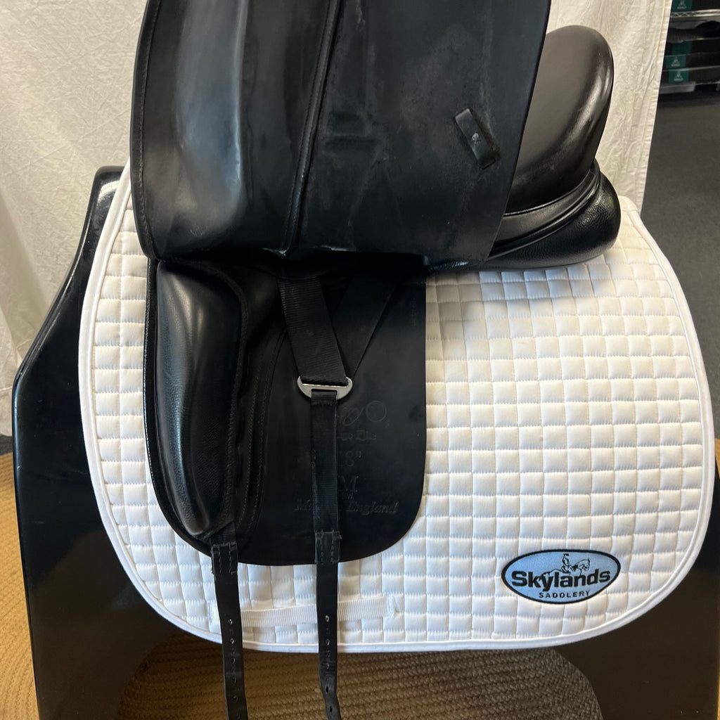 Used Trilogy Verago Elite 18" Dressage Saddle