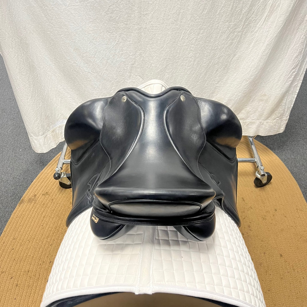Used MacRider Olympic 17" Dressage Saddle
