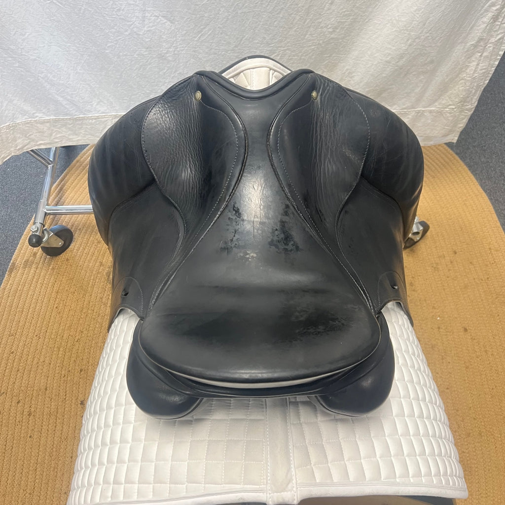 HOLD: Used Schleese Infinity 17" Dressage Saddle