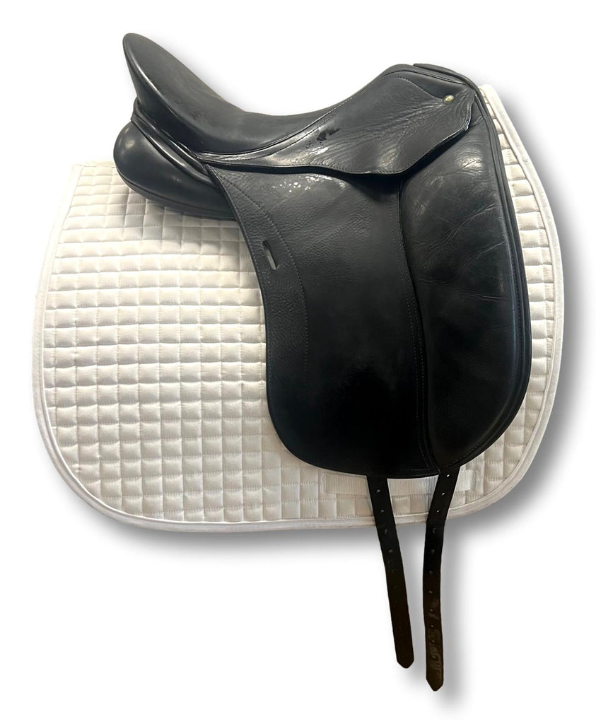 HOLD: Used Schleese Infinity 17" Dressage Saddle