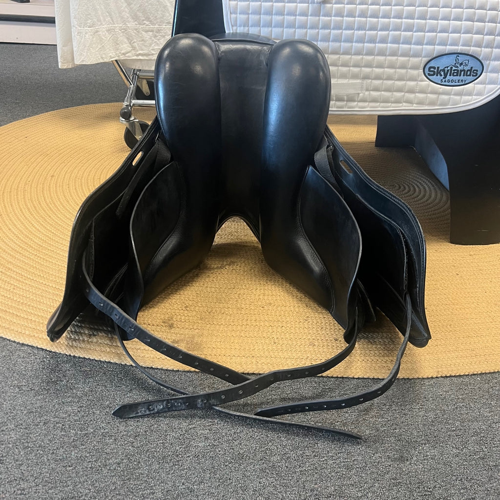 HOLD: Used Schleese Infinity 17" Dressage Saddle