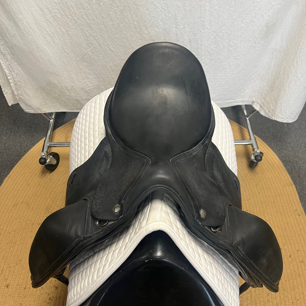 Used Verhan Odyssey Two 2010 17.5" Dressage Saddle