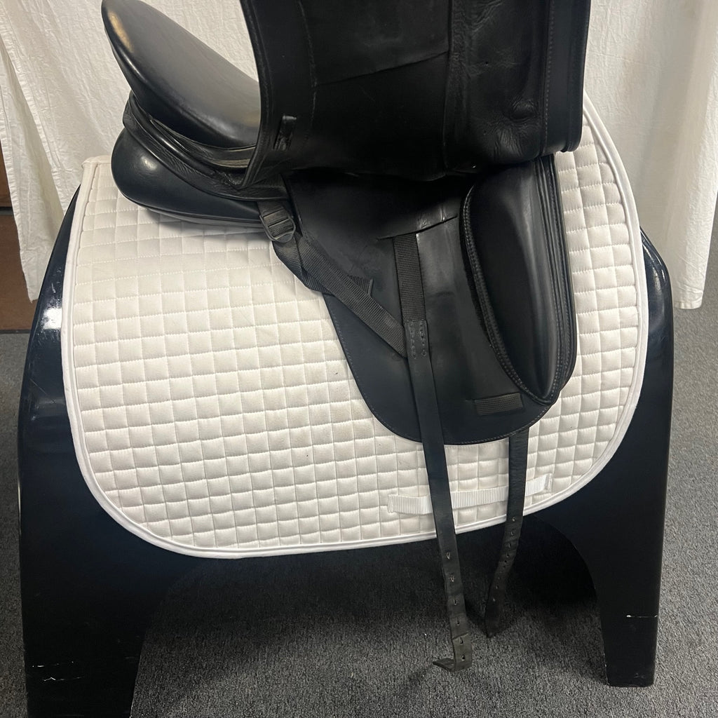 Used Schleese Triumph 17.5" Dressage Saddle