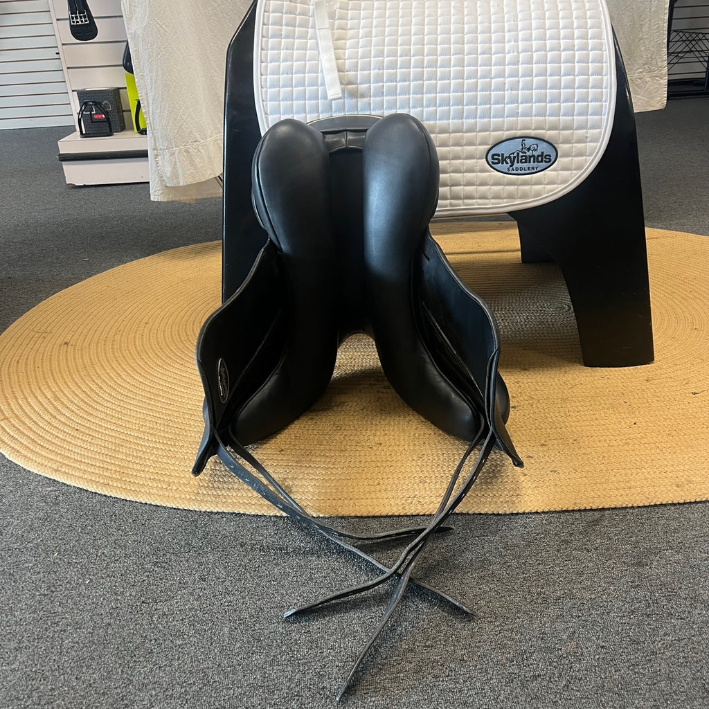 HOLD: Used Custom Wolfgang Gemini R 17.5" Dressage Saddle