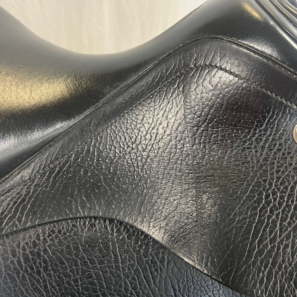 HOLD:  Used Karl Niedersuss Olympik 17" Dressage Saddle