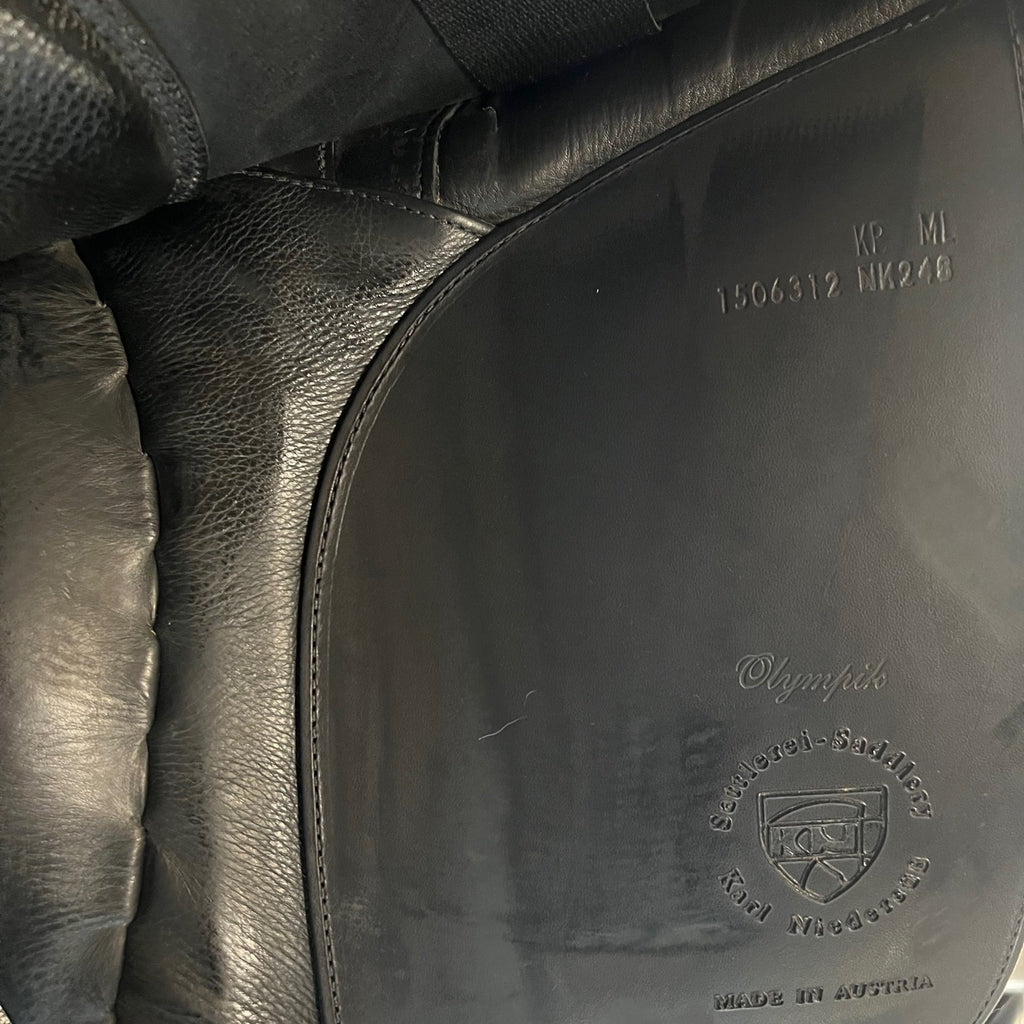HOLD:  Used Karl Niedersuss Olympik 17" Dressage Saddle