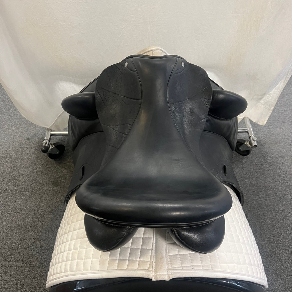 Used Custom Wolfgang Solo 17.5" Dressage Saddle