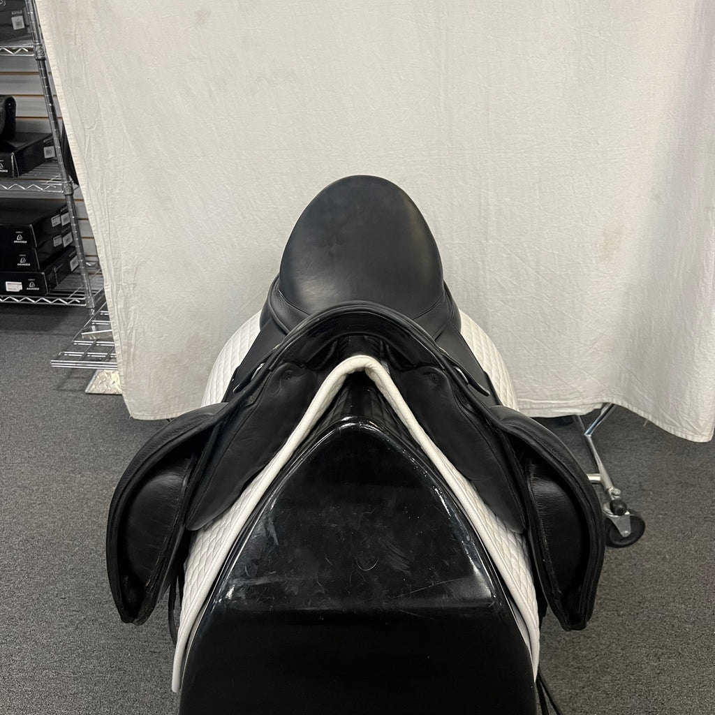 HOLD: Used Sommer S-Spezial 17.5" Monoflap Dressage Saddle