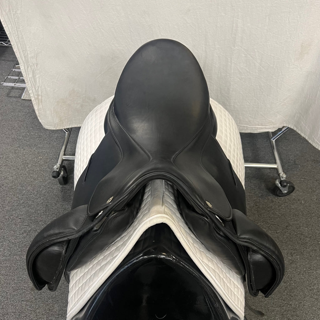 HOLD: Used Sommer S-Spezial 17.5" Monoflap Dressage Saddle