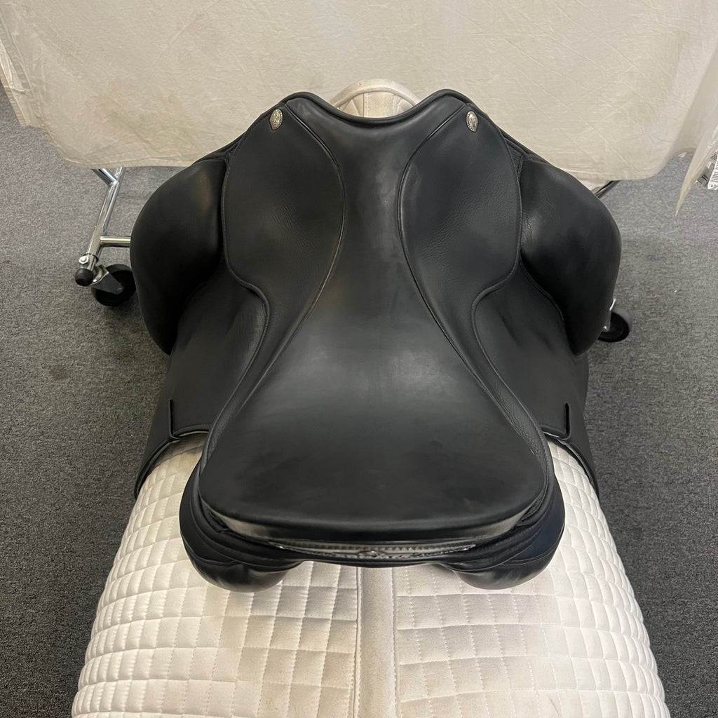 HOLD: Used Sommer S-Spezial 17.5" Monoflap Dressage Saddle